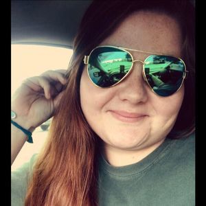 Meet your Posher, Devin